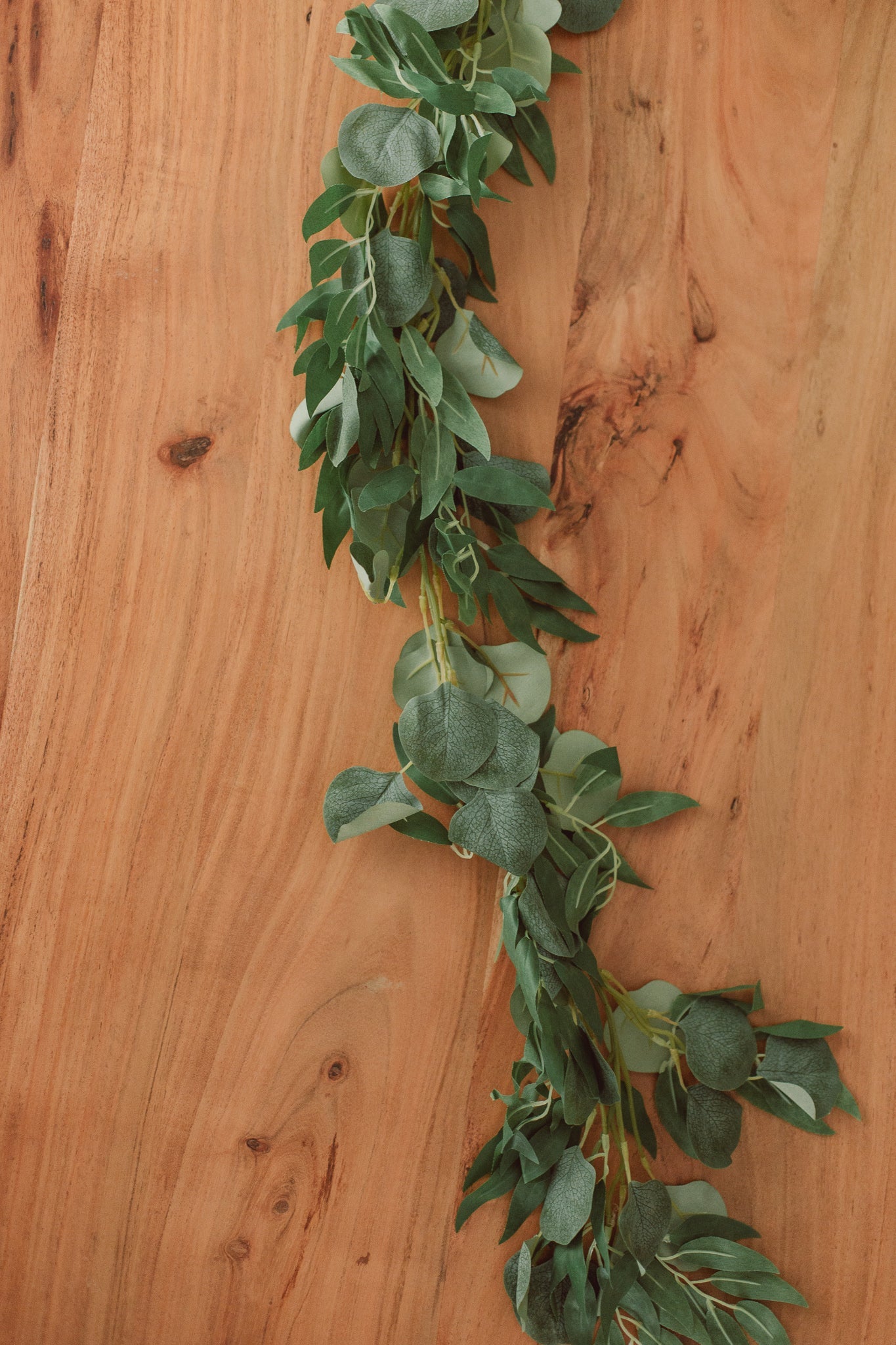 Artificial Eucalyptus + Deep Green Willow | Garland
