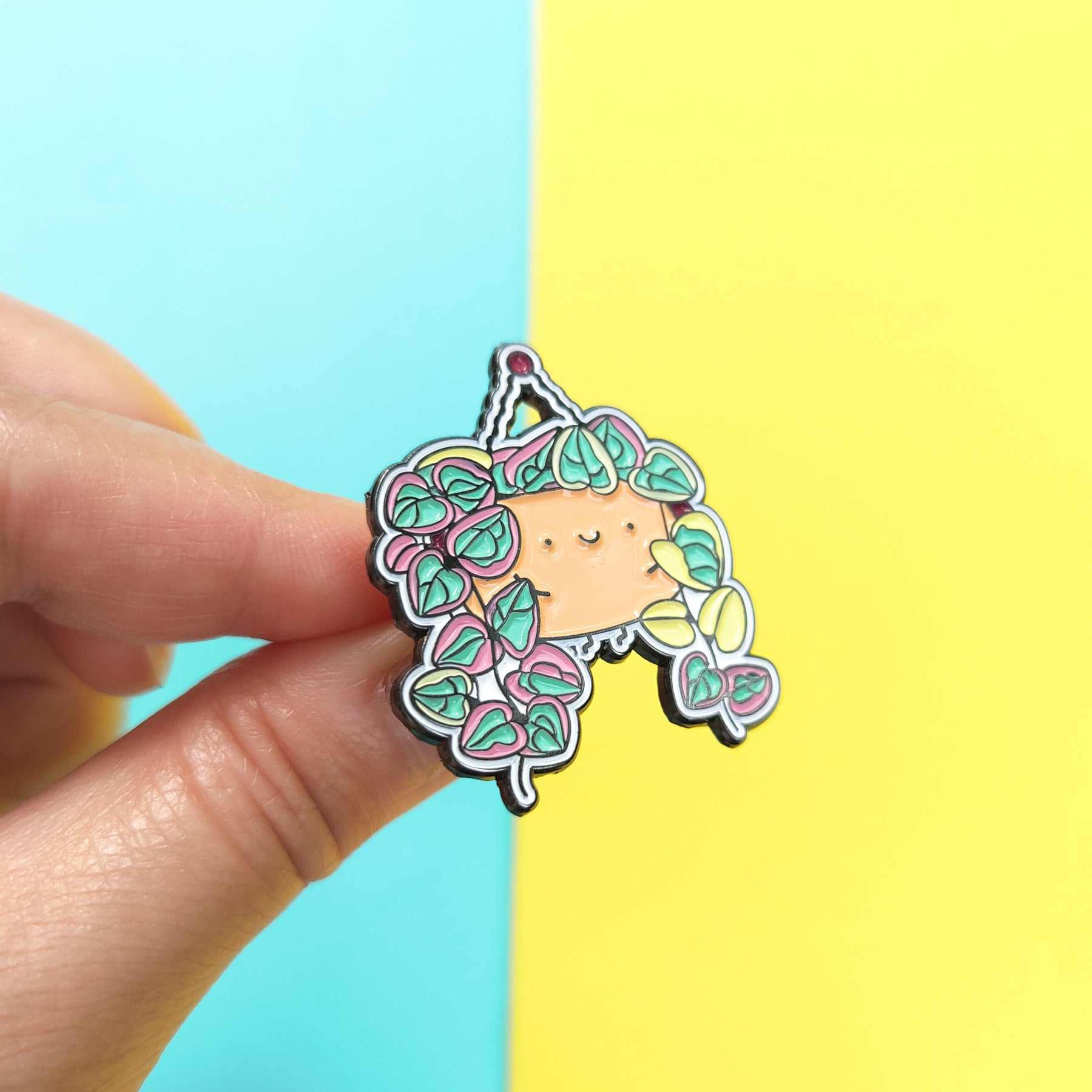 String of Hearts | Soft Enamel Pin