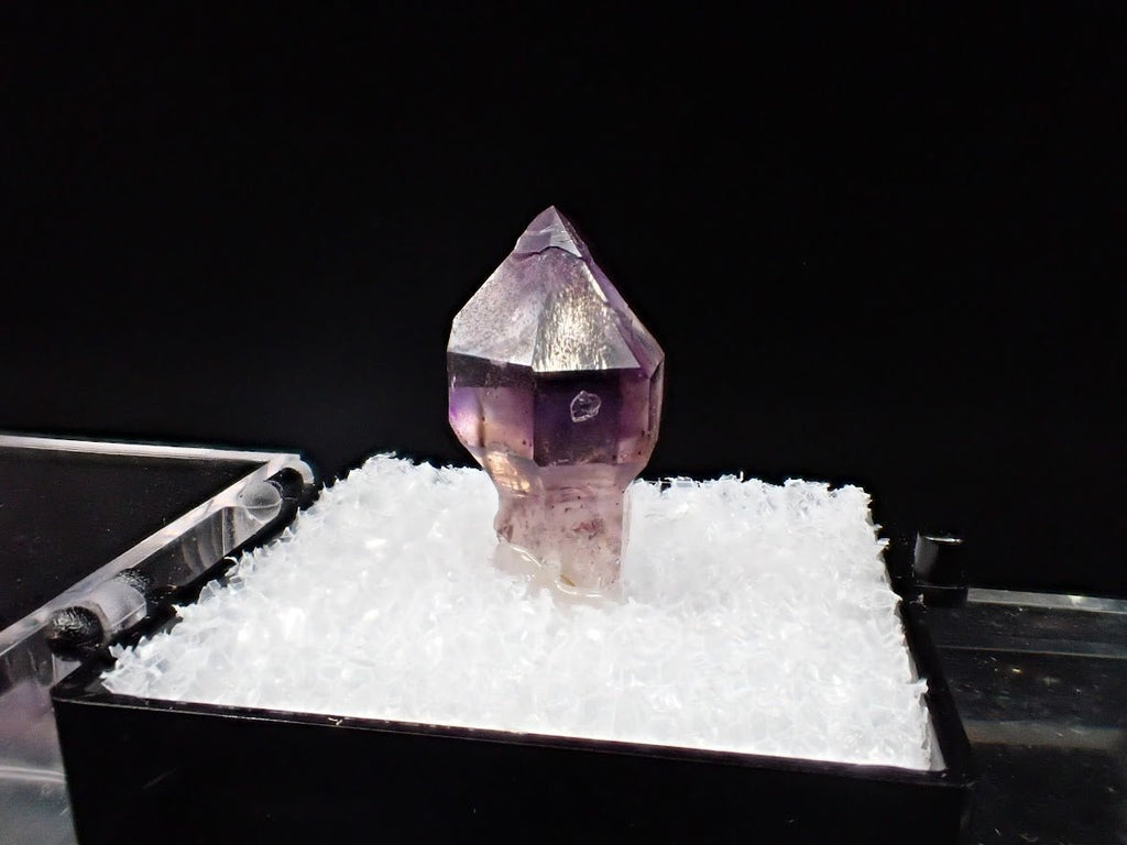 Amethyst Scepter – Goboboseb Mountains, Namibia – Vivid Purple Color – Micro Specimen (17mm)