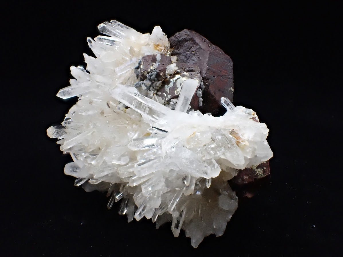 Black Pyrite & Quartz – Fengjiashan Mine (2.5", 101g)