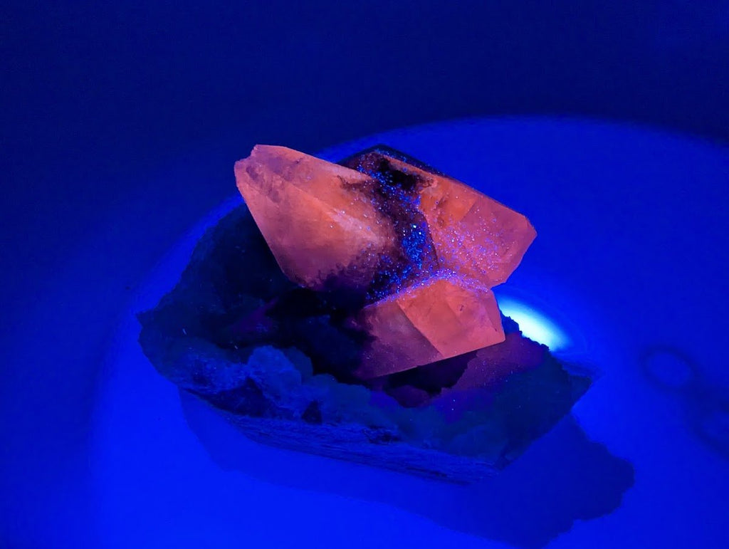 Dogtooth Calcite with Dendritic Inclusions and Sugar Sphalerite – Fujian, China