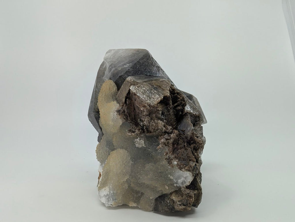 Dogtooth Calcite with Dendritic Inclusions and Sugar Sphalerite – Fujian, China