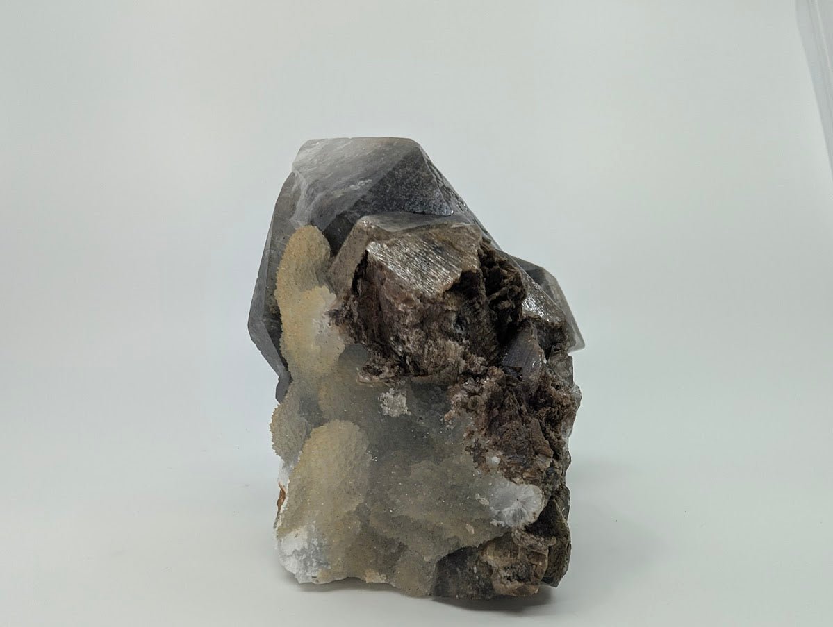 Dogtooth Calcite with Dendritic Inclusions and Sugar Sphalerite – Fujian, China