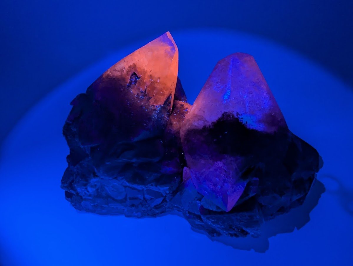 Dogtooth Calcite with Dendritic Inclusions and Sugar Sphalerite – Fujian, China