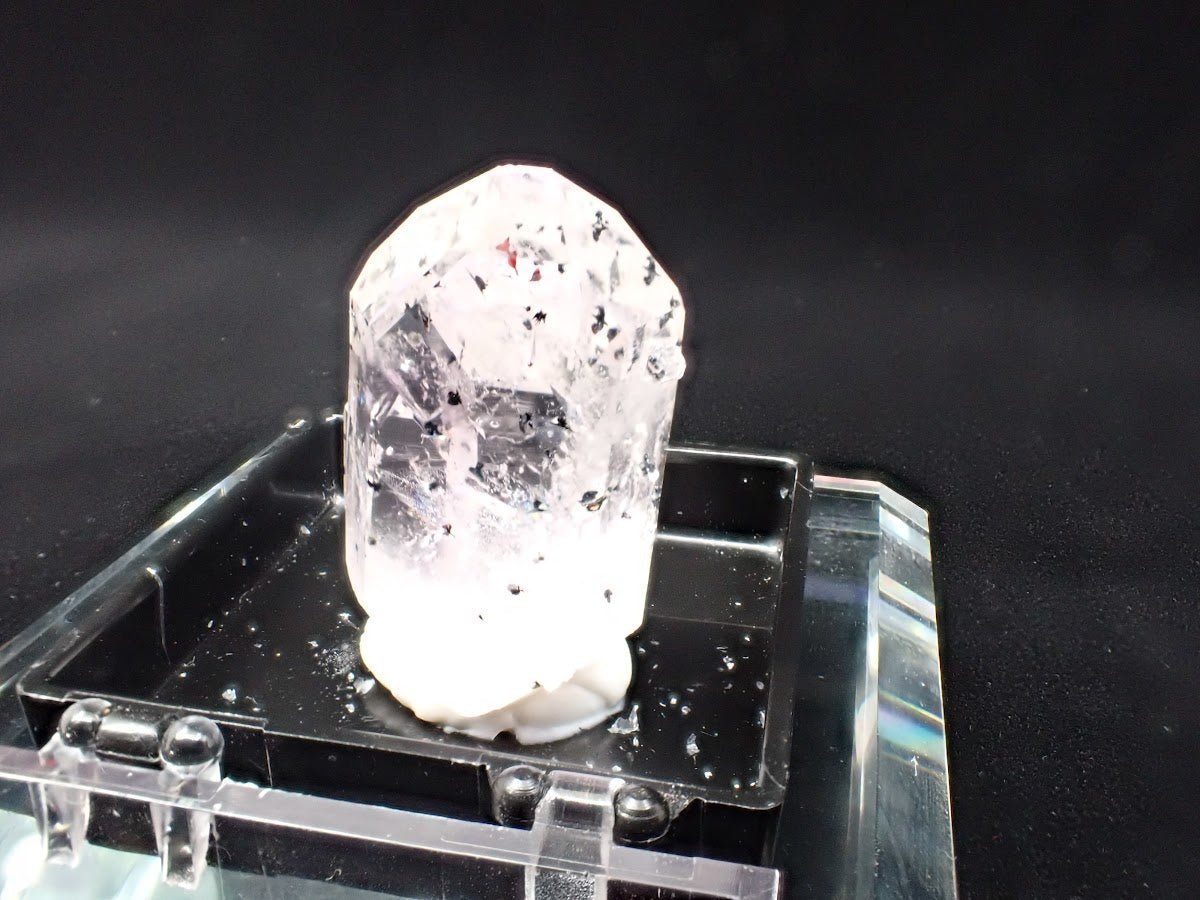 High-Clarity Inclusion Quartz with Skeletal Features – Goboboseb Mountains, Namibia – Collector Specimen (30mm)