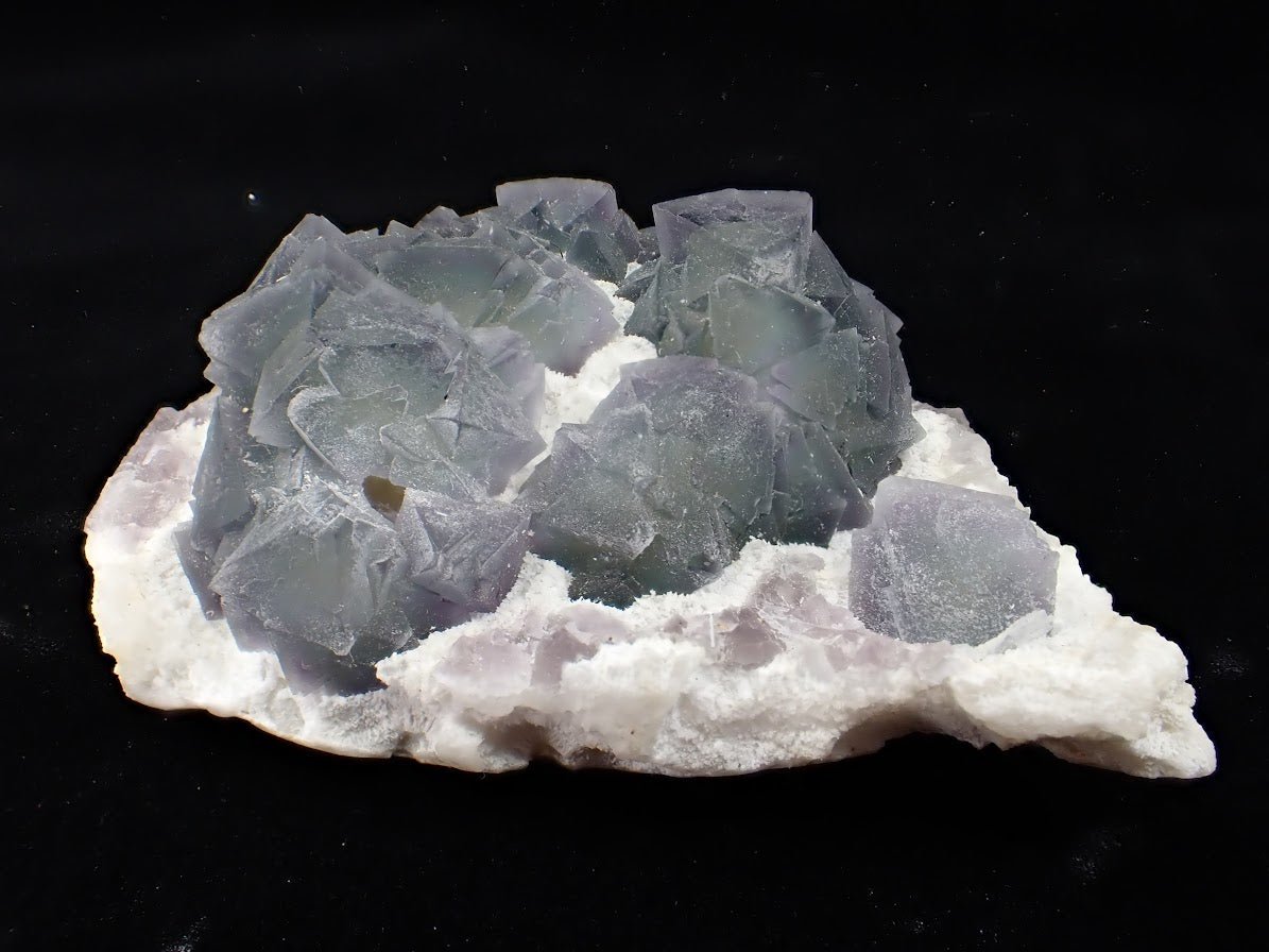 Purple-Cored De’an Fluorite | UV Reactive | Jiangxi Province, China