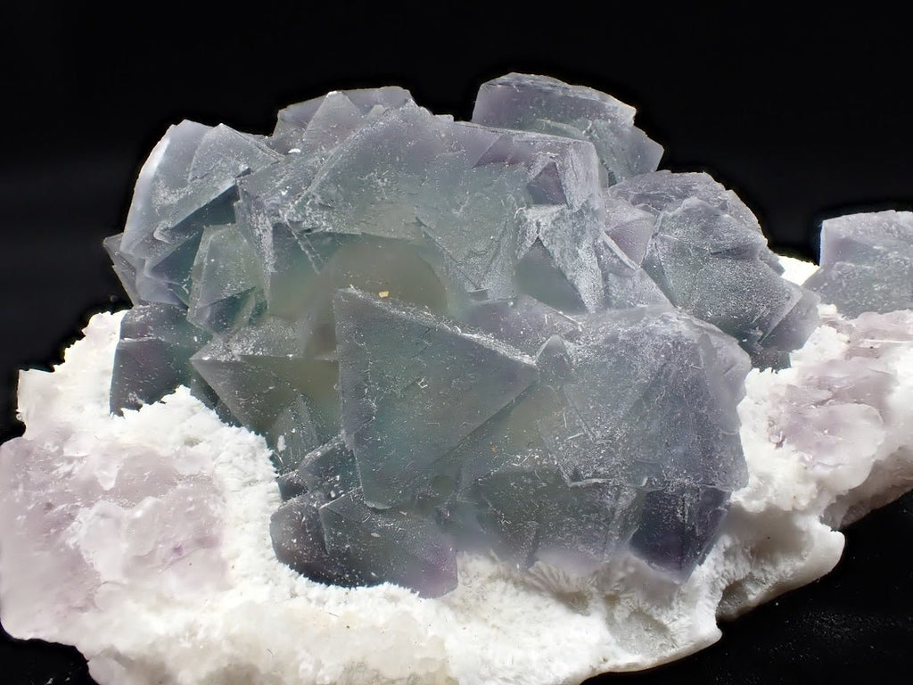 Purple-Cored De’an Fluorite | UV Reactive | Jiangxi Province, China