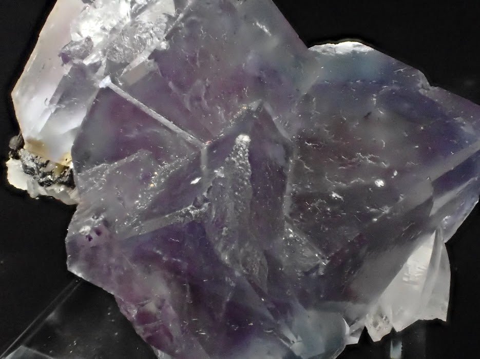Purple Fluorite with Quartz and Mica – YGX Mine, China