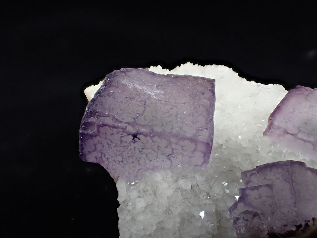 QR Code Window Fluorite with Phantom – Guizhou, China
