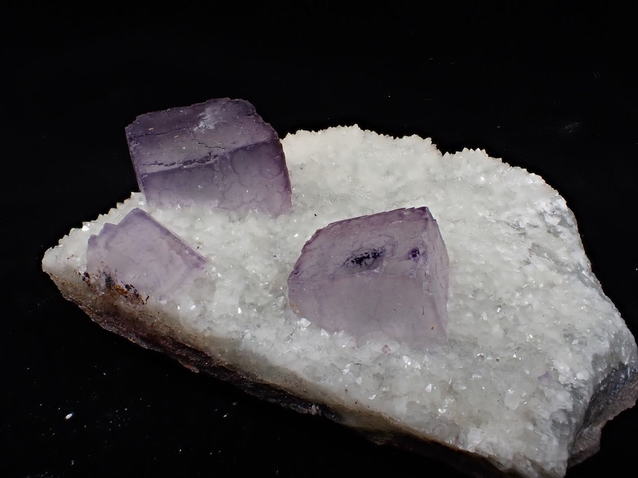 QR Code Window Fluorite with Phantom – Guizhou, China