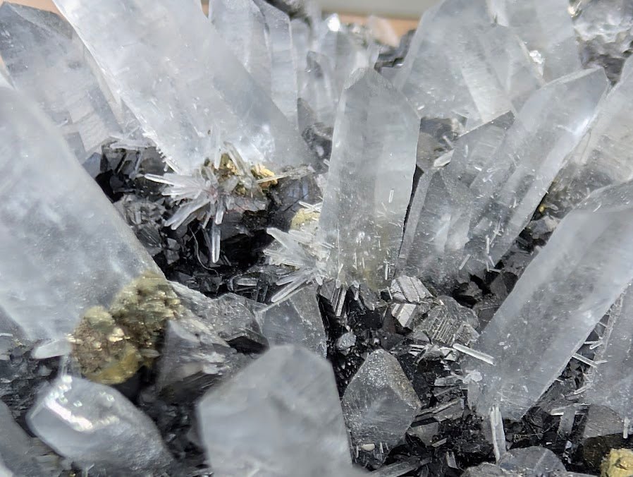 Quartz + Pyrite on Sphalerite | Krushkov Dolming, Bulgaria