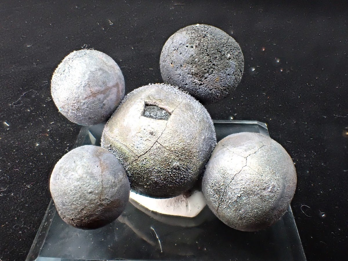 Spherical Chalcopyrite Cluster | Tonglushan Mine, China