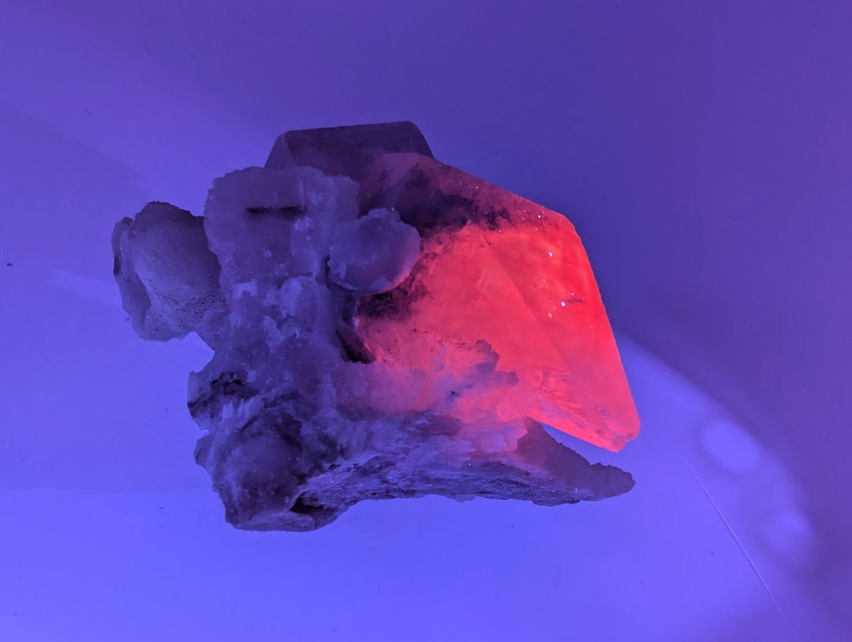 Striking Dogtooth Calcite with Dendritic Inclusions and Sugar Sphalerite