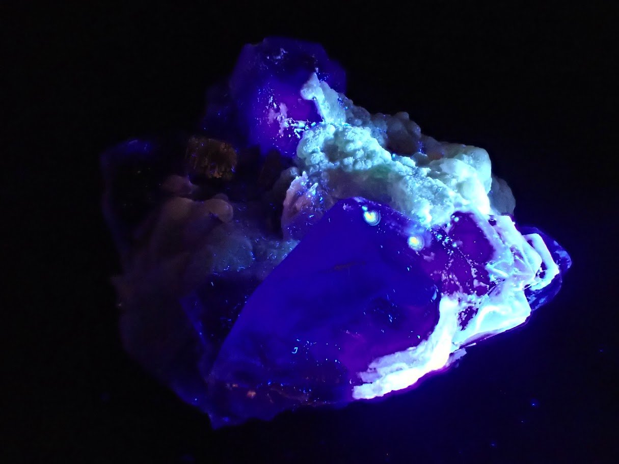 Yindu Fluorite with Barite, Chalcedony and Pyrite – Inner Mongolia, China