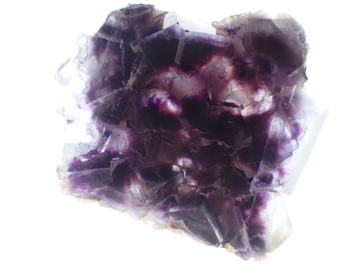 Yindu Fluorite with Deep Purple Zoning and UV Fluorescence – Yindu Mine, Inner Mongolia, China